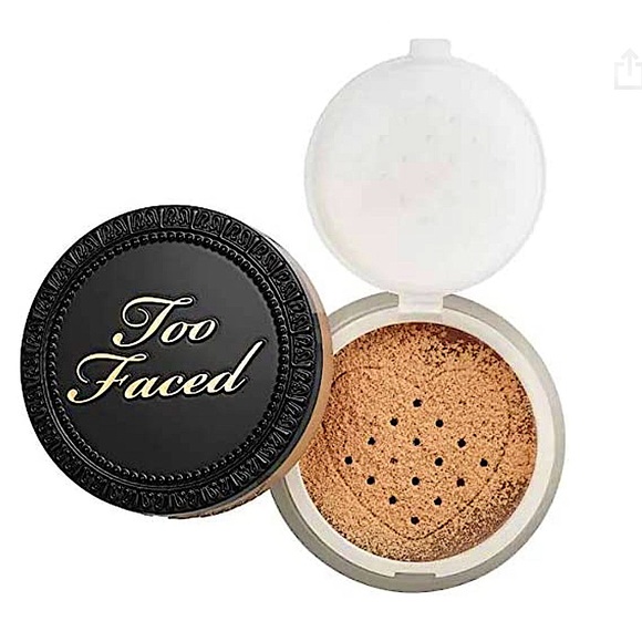 Too Faced Setting Powder “Translucent Medium” - Picture 7 of 9